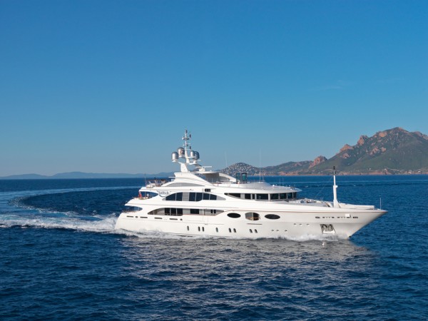 Benetti Latitude