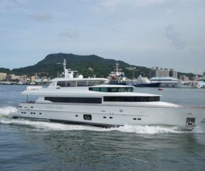 Horizon Megayacht Lady Gaga