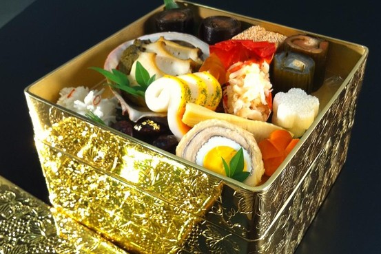 Takashimaya gold lunch box