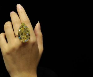pear-shaped yellow diamond