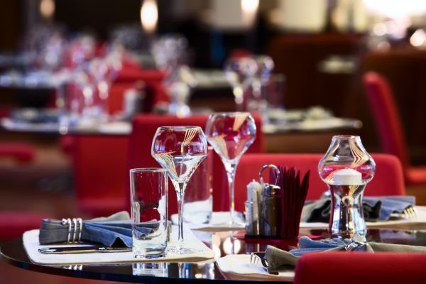 restaurant couverts