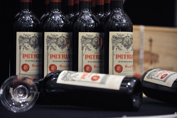 wine petrus 2000