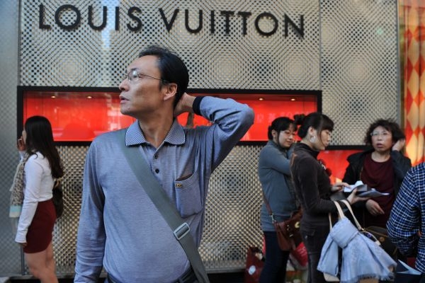 Chinese tourist Louis Vuitton store