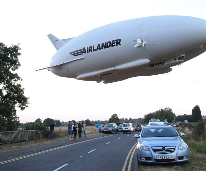 world's largest aircraft airlander 10