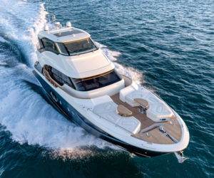 Monte Carlo Yachts MCY 70 Skylounge