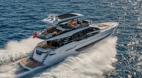 Fairline Squadron 68 by Simpson Marine