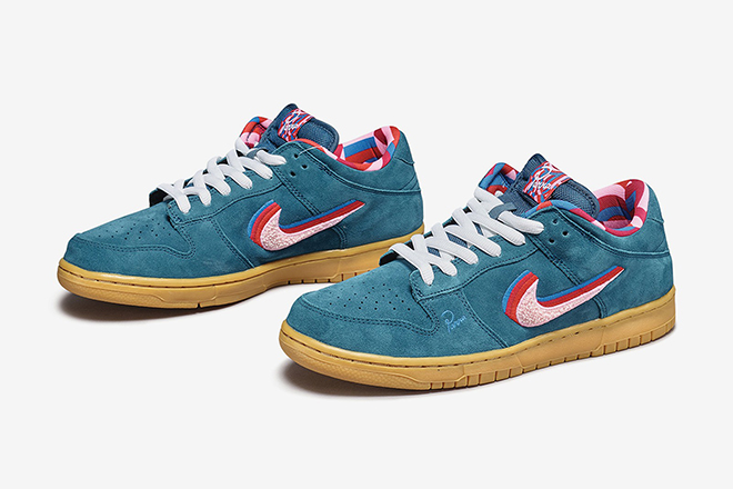 Pieter Janssen's Nike SB Dunk Low Friends And FamilyPieter Janssen's Nike SB Dunk Low Friends And Family
