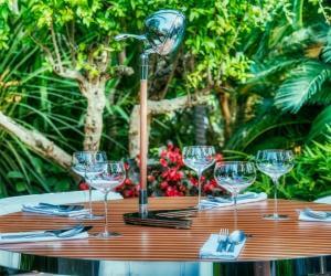 Riva Privee table