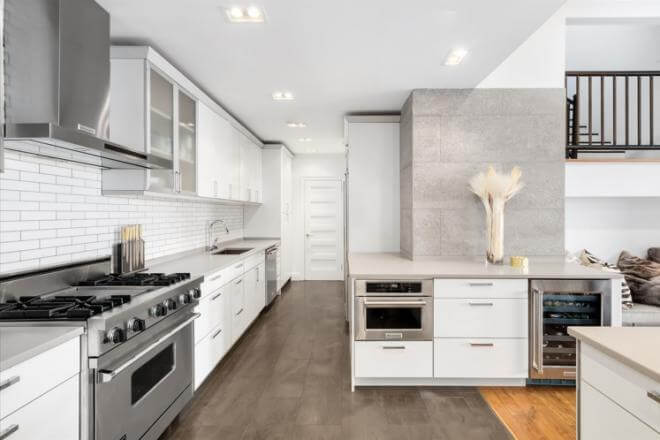 Cher's ultra-sophisticated kitchen.