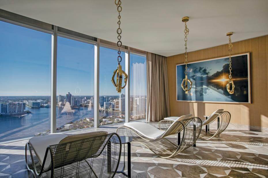 Turnberry Ocean Club Residences