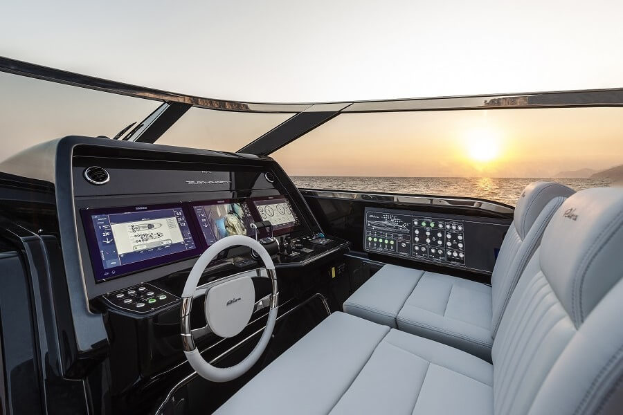 76' Bahamas Super Twin Helm Station