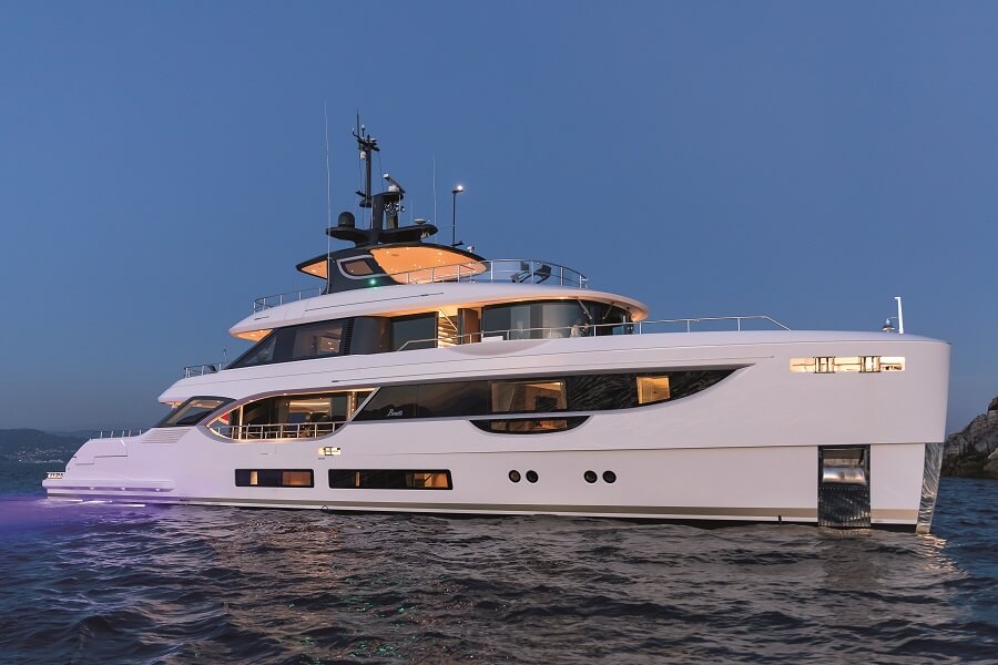 Evening view of the Oasis 34M