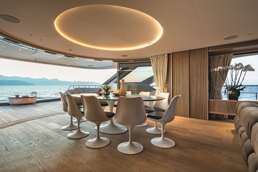 The dining area overlooks the Oasis Deck
