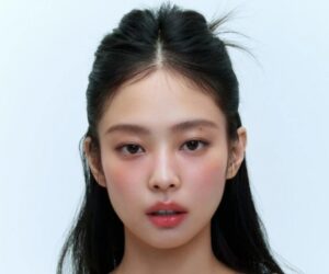 Jennie from Blackpink for Hera.