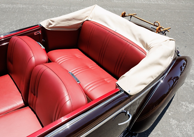 1937 Alfa Romeo 6C 2300B Turismo Cabriolet (Estimate: US$1,250,000 – $1,500,000)
Photo copyright and courtesy of Gooding & Company. Image by Brian Henniker.