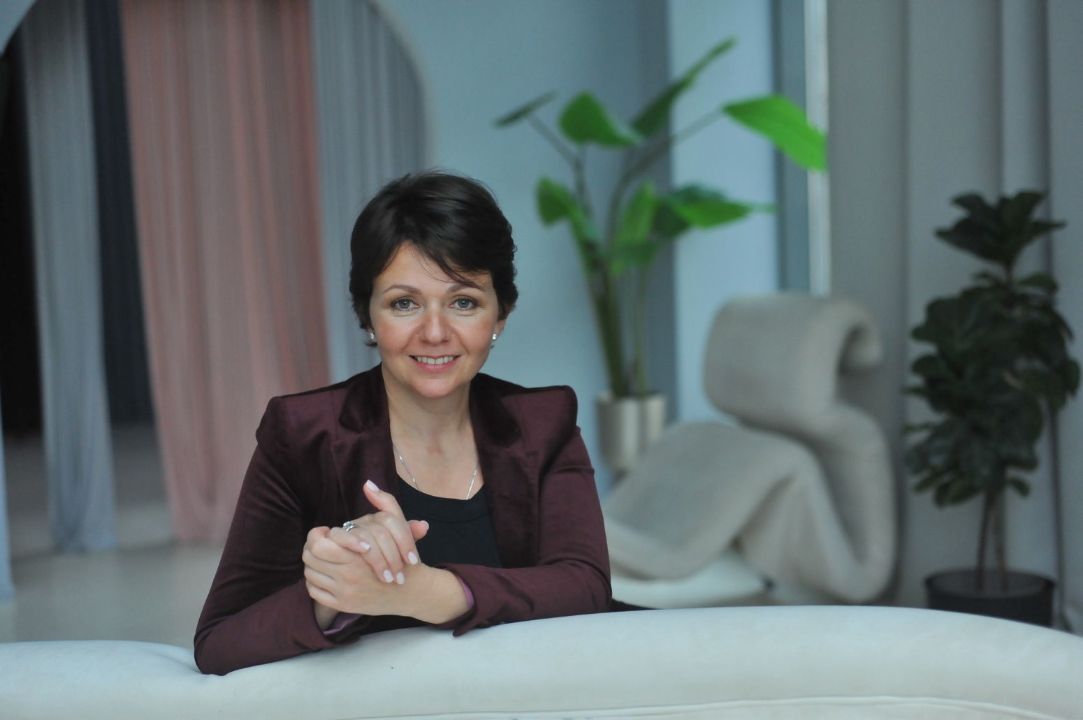Anna Stopnevich has extensive experience in private capital management