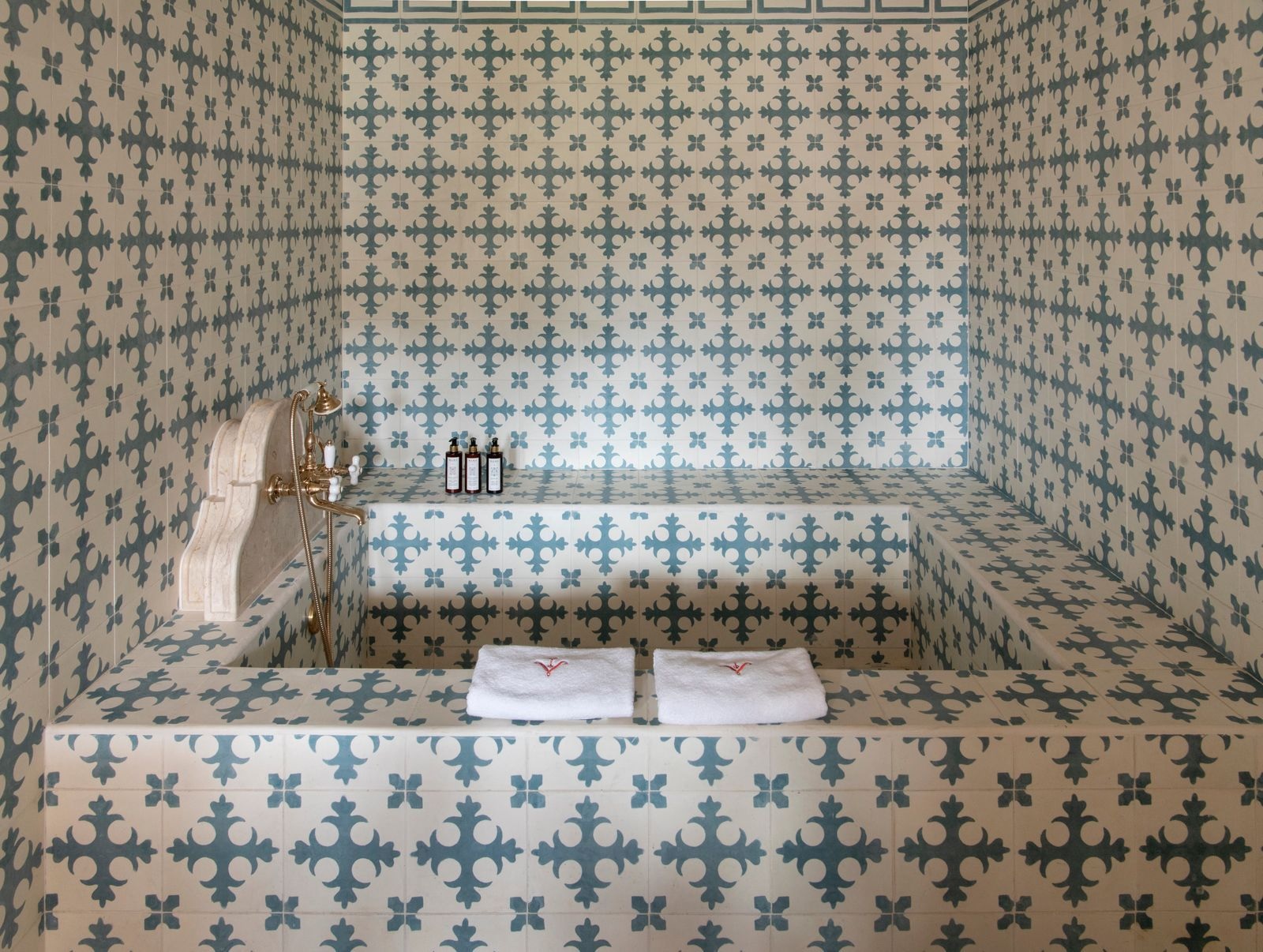 Christian Louboutin hotel