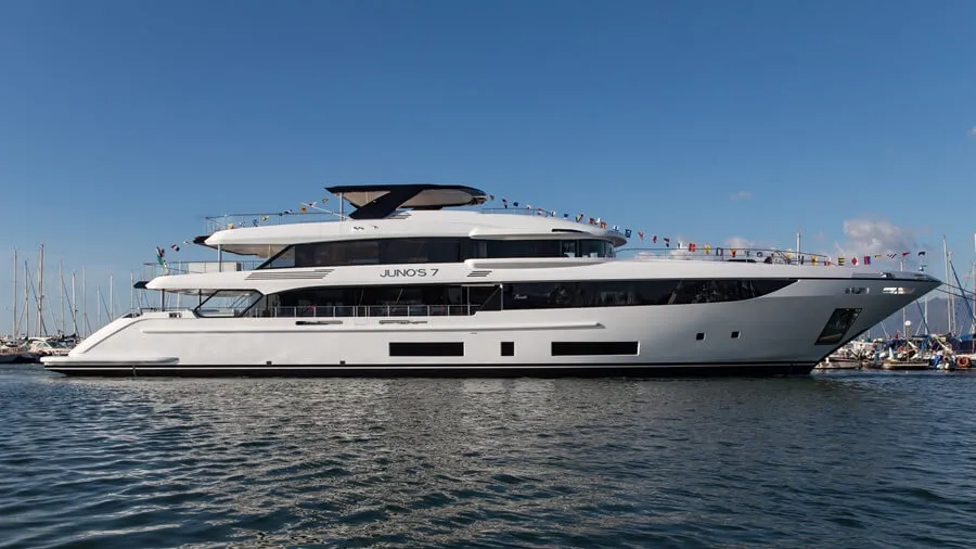 Benetti Class 44M