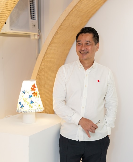 Heath Yeo's lamp with artisanal embroidery inspired by his Peranakan lineage. Image: NHB Singapore.