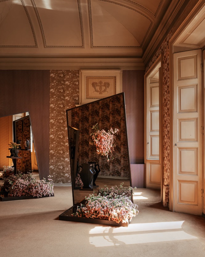 H&M + Kelly Wearstler exhibition in Milan. Image: thenordroom.com