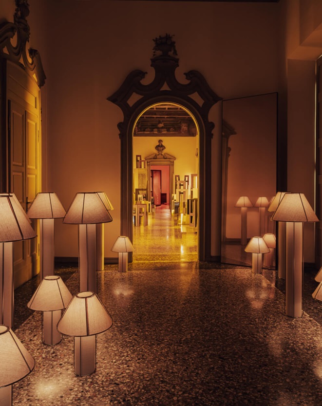 H&M + Kelly Wearstler exhibition in Milan. Image: thenordroom.com