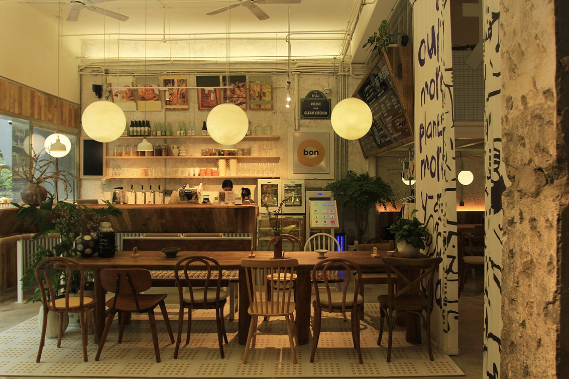 A community-led space for people to have coffee, study, buy merchandise, or exhibit their creations. Image: architizer-prod.imgix.net