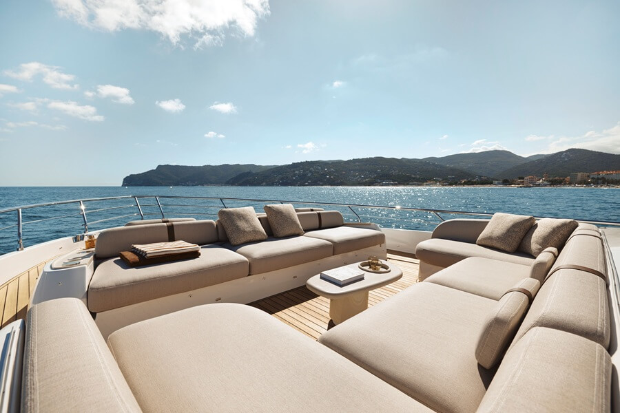 Dressed in comfortable, deep cushions, the foredeck offers plenty of seating and a flexible sunbathing and lounging area