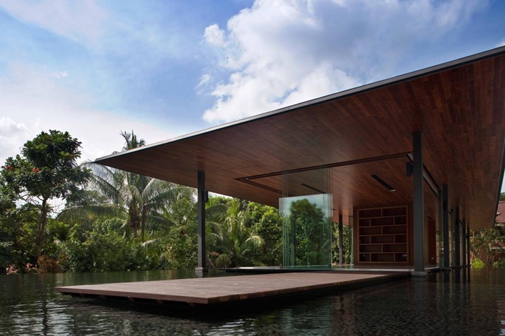 Double roofs and ventilated roof cavities. Image: Wallflower architecture, Qanvast.