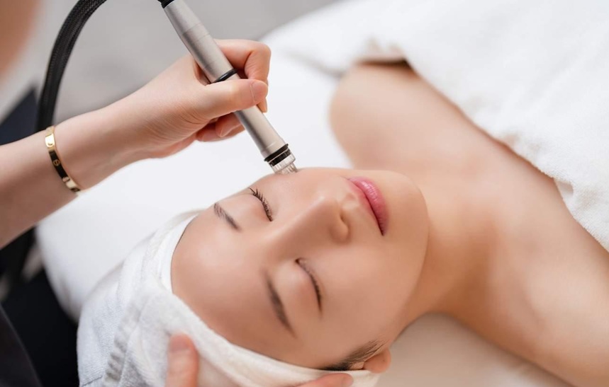 Seoul facial care in Myeongdong Korea. Image: Line Esthe.