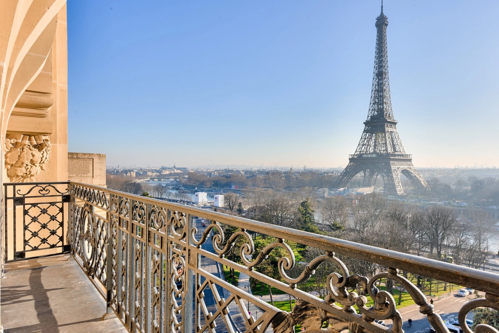 Eiffel Tower, Francis York