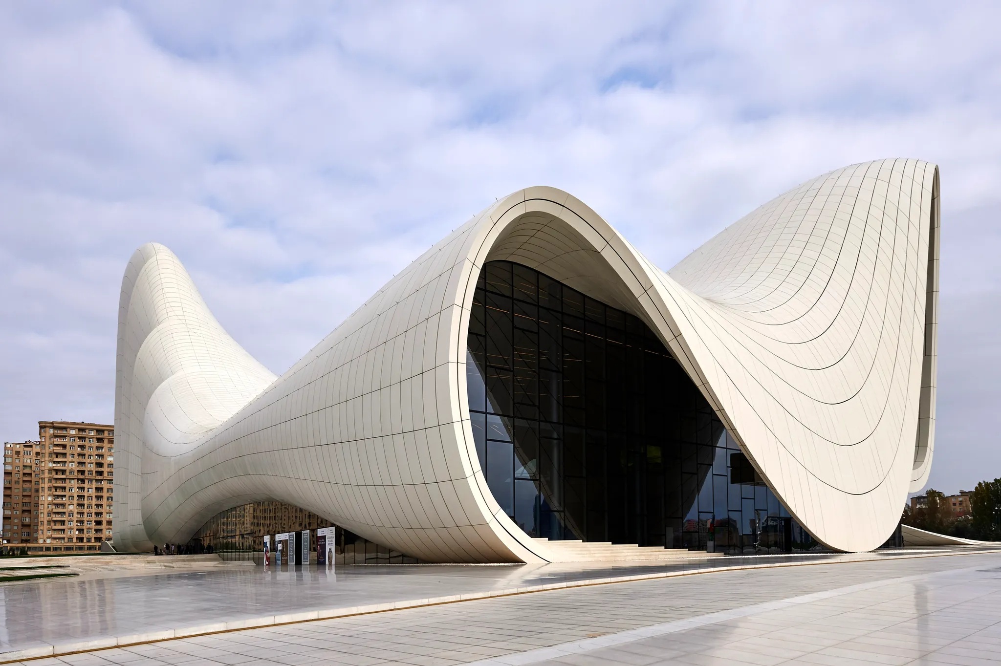 Heydar Aliyev Center (2012), Baku, Azerbaijan, 2012 (Image: Andrea Pistolesi for Getty Images.