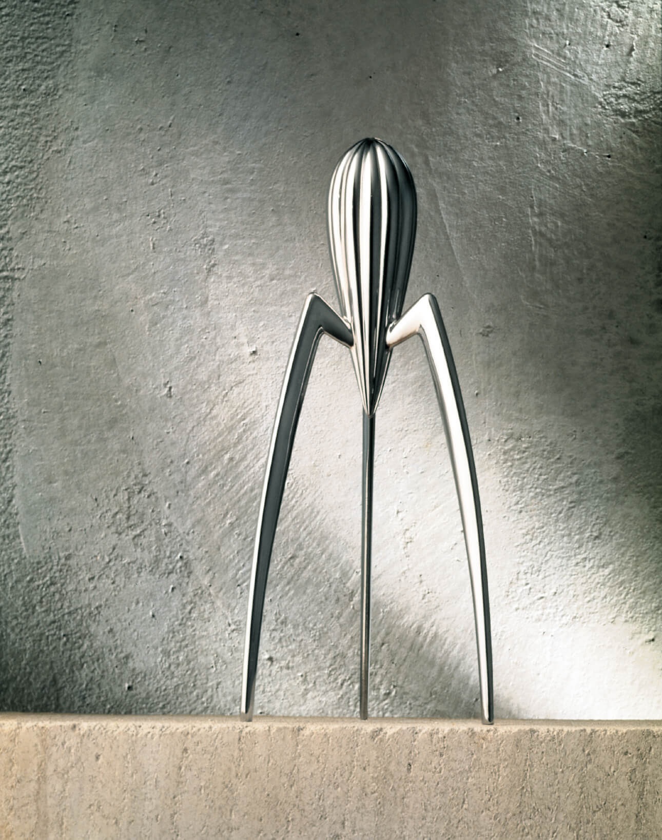 The "Juicy Salif" made by Alessi. Image: Alessi.