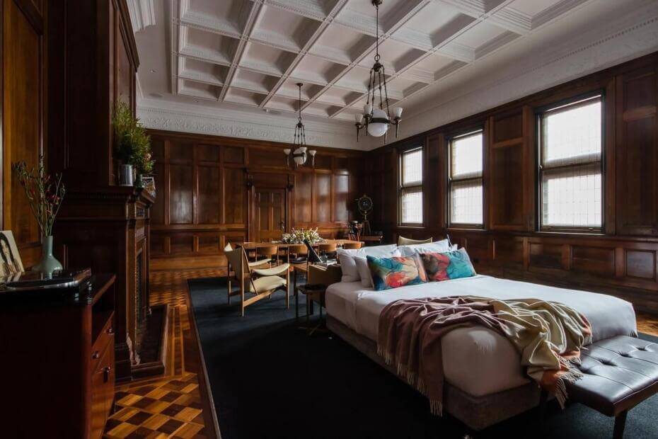 The interior of The Old Clare Hotel offers stately aesthetics with modern trappings. Image: invictusdev.com