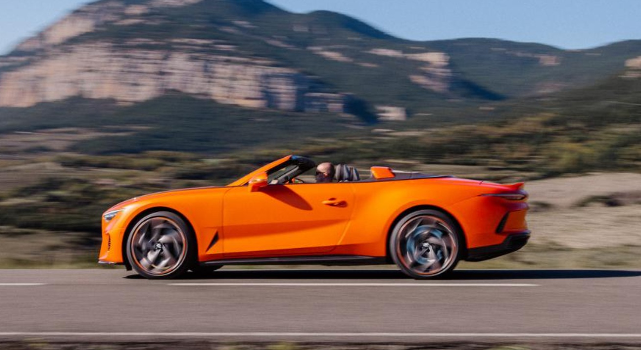 The Bentley Batur Convertible. Image: bentleymotors.com.