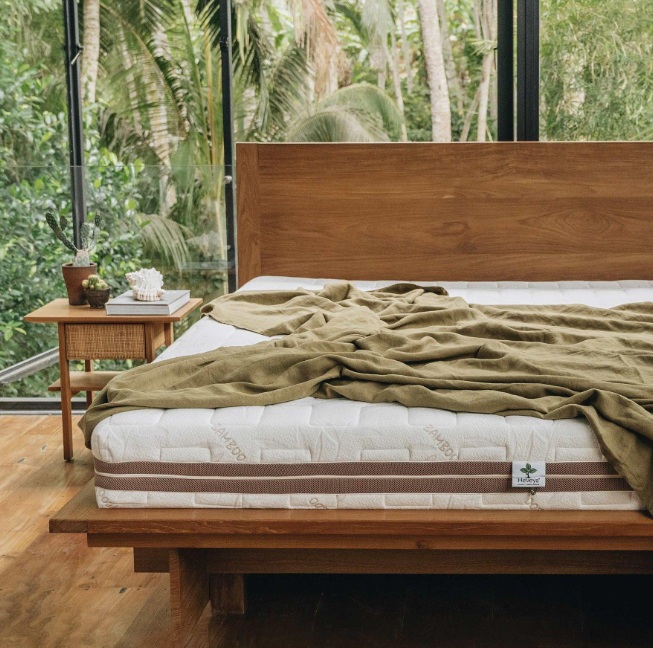 Heveya's Cloud Bed. Image: Heveya.sg